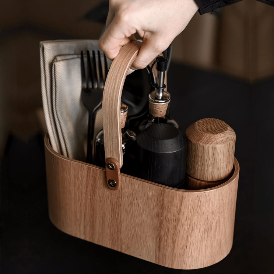 

Ekta Living woodtray, olie/eddike flasker & viskes